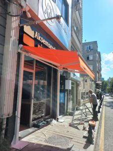 kafe balkon tente, restoran balkon tente, teras tente, veranda tente, bahçe tente, yazlık balkon tente, villa balkon tente, apartman balkon tente, ofis balkon tente